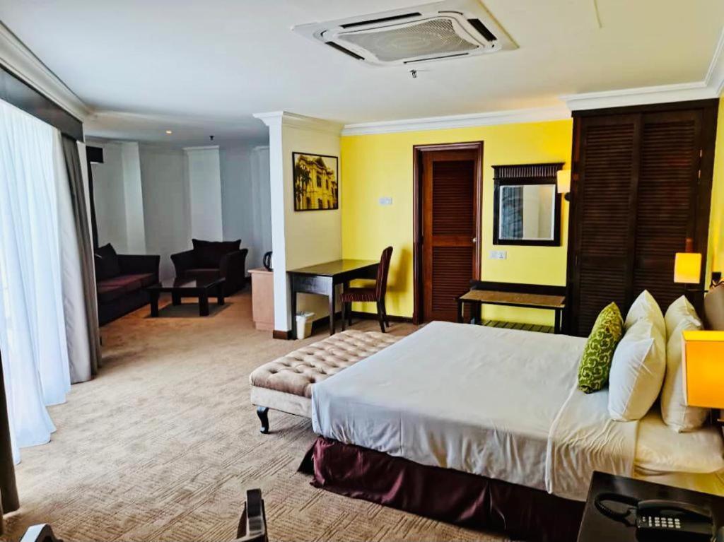 Hotel Ehsan Seaview 3*